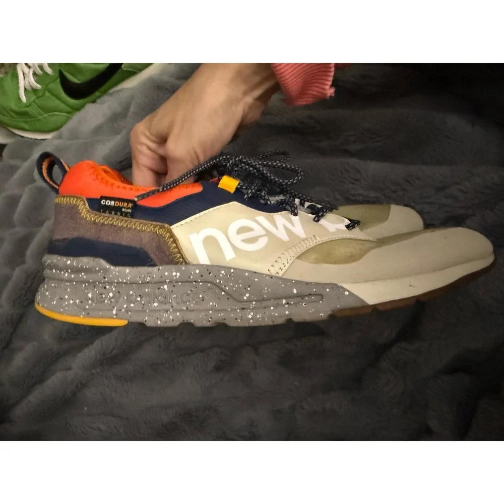 New Balance 997H Cordura Tan Orange Navy Speckled Sneakers CM997HCV Mens 8.5